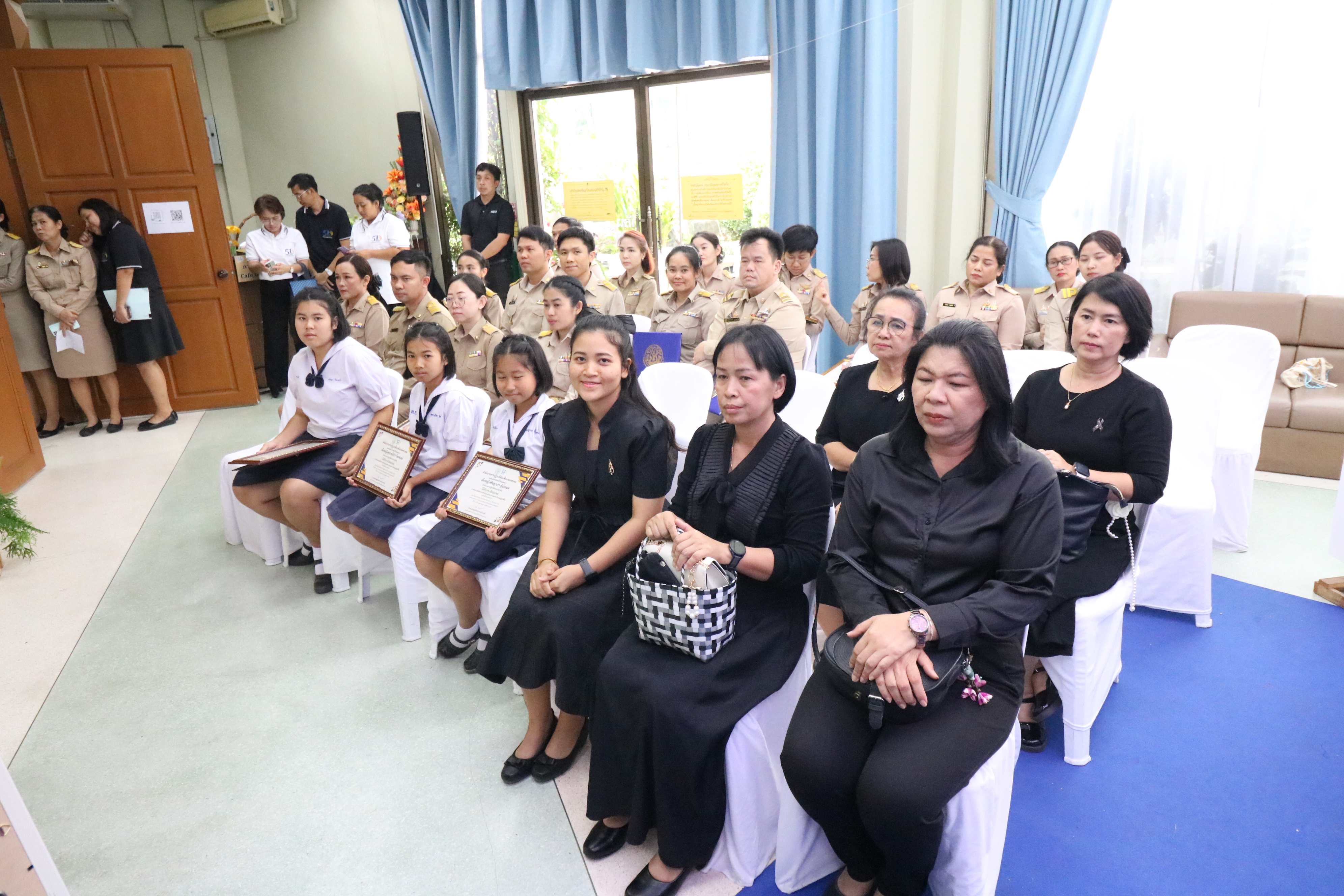 title - เลขาธิการ ส.ป.ก. มอบรางวัลเชิดชูกียรติ ประจำปีงบประมาณ พ.ศ. 2568